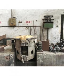 Medium-frequency induction furnace0.5T